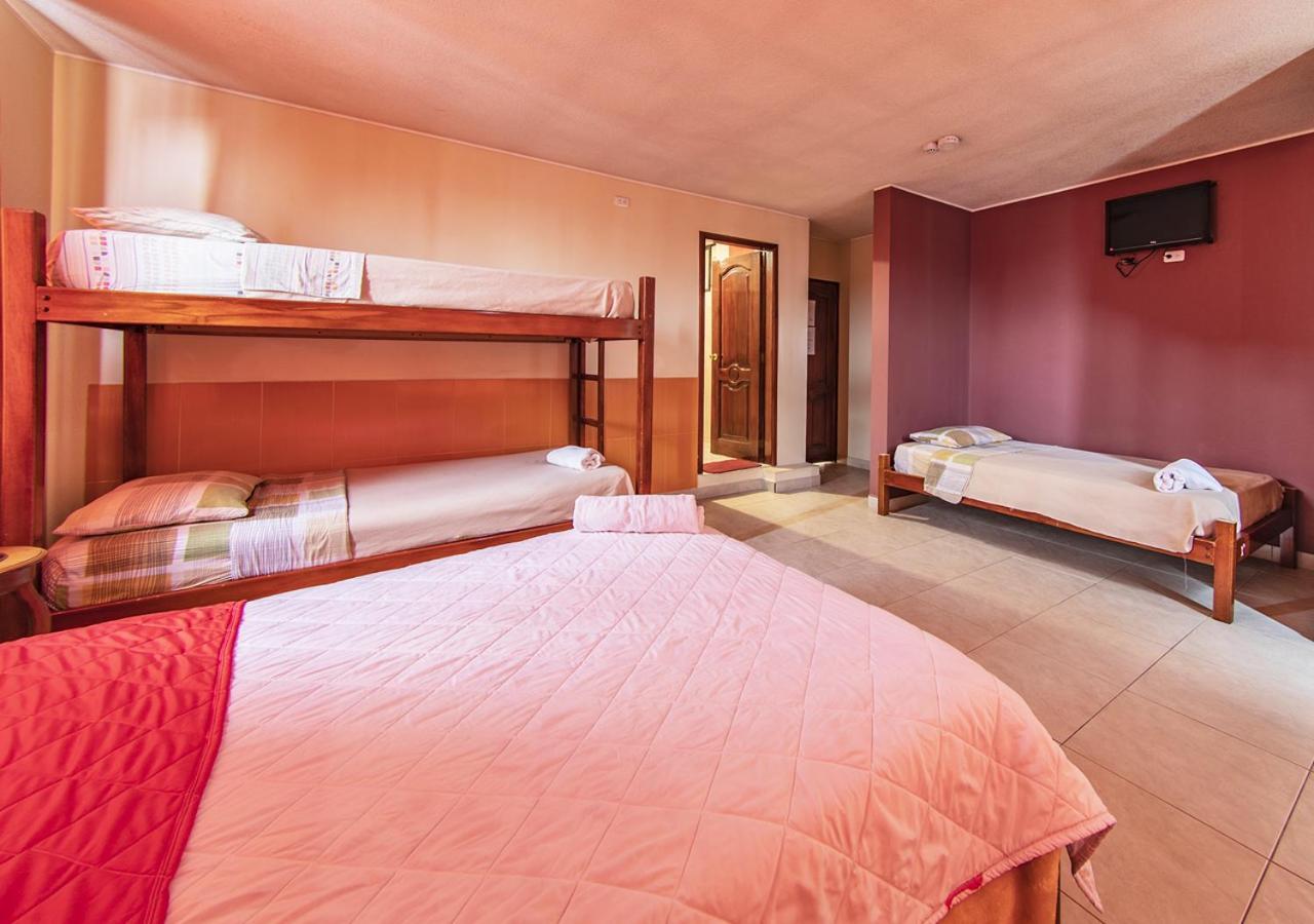 Hostal Oro Orense Quito Kültér fotó