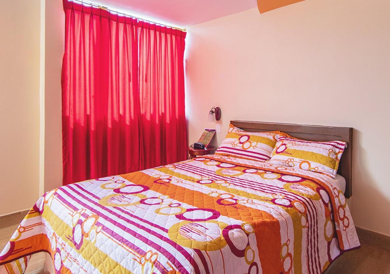 Hostal Oro Orense Quito Kültér fotó